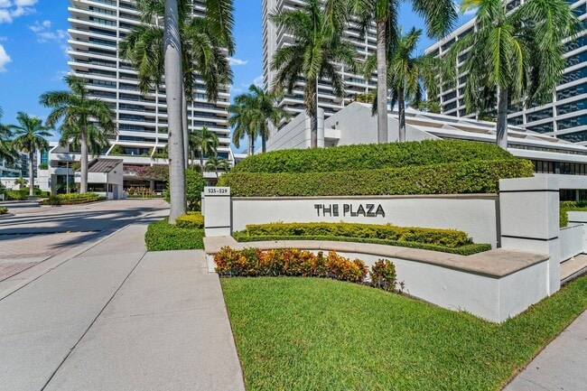 Building Photo - 529 S Flagler Dr