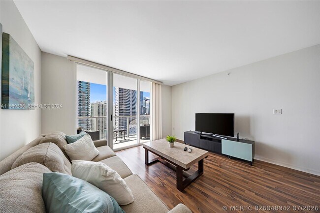 Building Photo - 1155 Brickell Bay Dr
