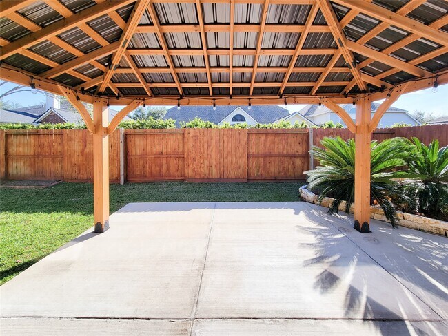 Building Photo - 9514 Garnet Falls Ln