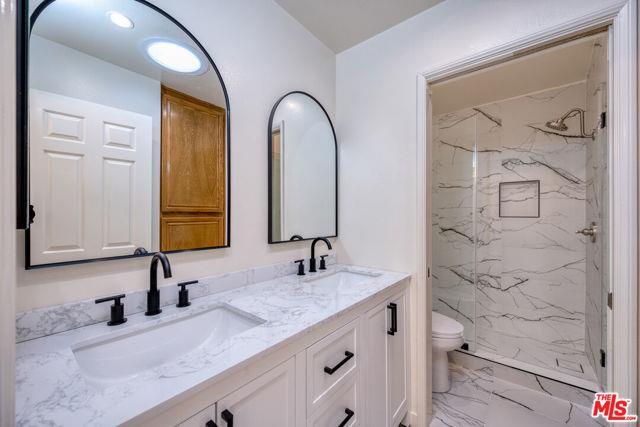 Building Photo - 3974 Astaire Ave