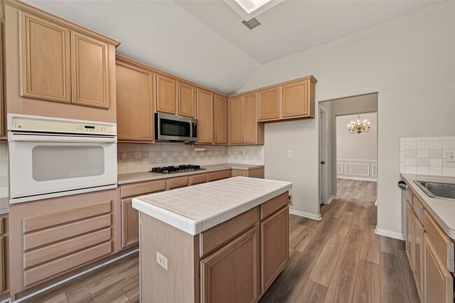 Building Photo - 2607 Plantation Hollow Ct