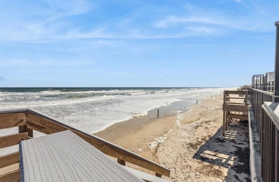 Building Photo - 1441 N Atlantic Ave