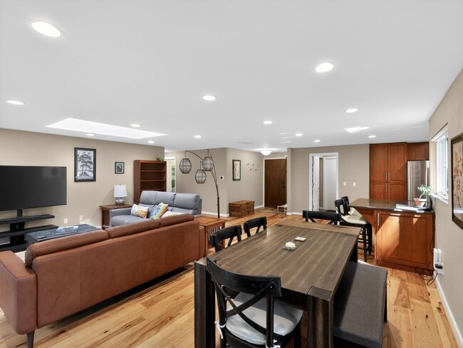 Building Photo - Fully Remodeled Single-Level in Four Seasons — Central A/C, Dual-Pane Windows, Engineered Hardwoo...