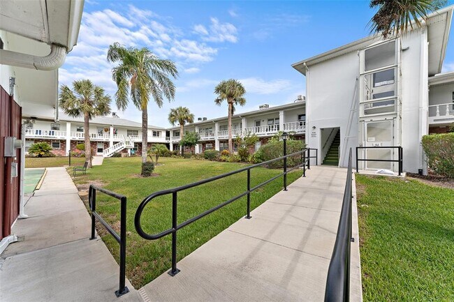 Building Photo - 4746 Azalea Dr