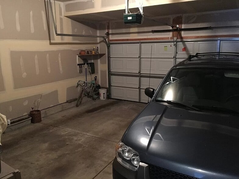 Garage - 2472 Reflections Dr