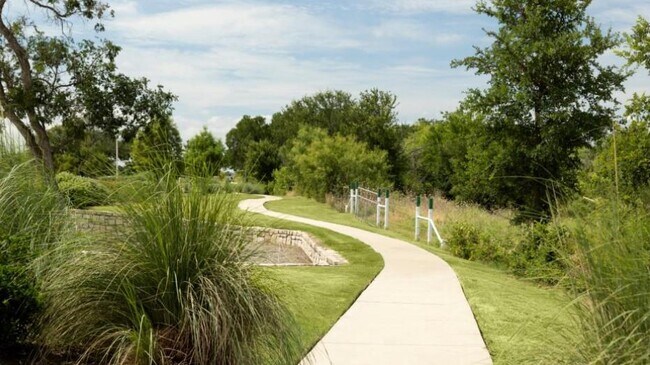 Building Photo - 1712 Boggy Crk Rnch Rd