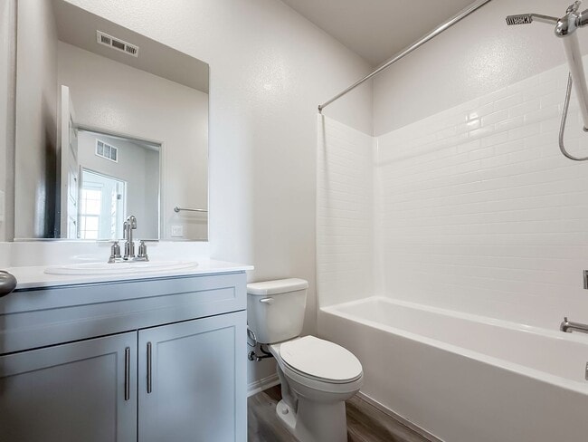 Building Photo - ~ AVAILABLE NOW ~ New Construction Home for Rent in the NEW Heirloom Farms Community in Temecula!