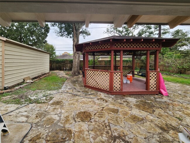 Building Photo - 5603 Arboles Dr