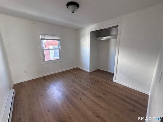 Building Photo - 24 Rocky Hill Ave