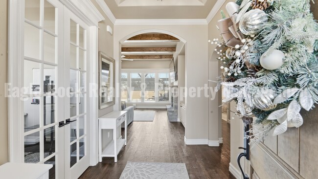 Building Photo - Owasso Executive Home for Rent (6beds/3.5baths)