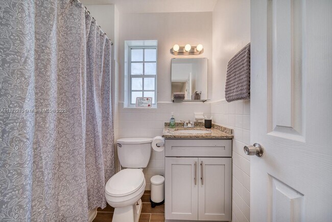 Building Photo - 1275 NE 204th Terrace