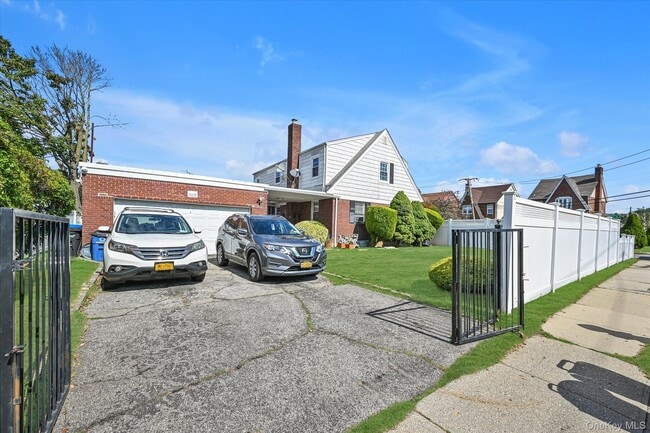 Building Photo - 9526 243rd St