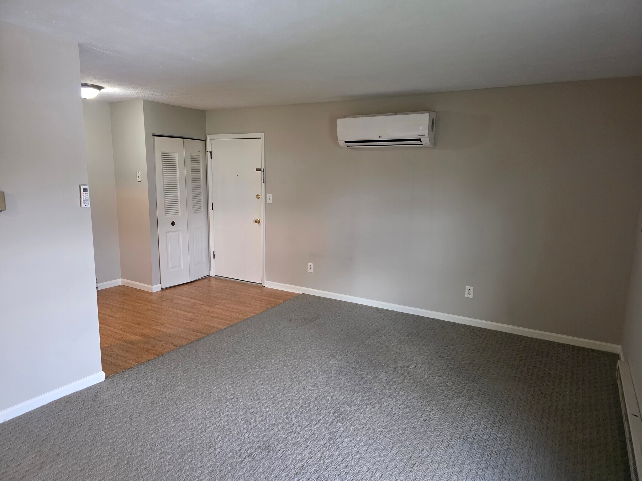 Dining Area/Living Room - 308 Laval Hts