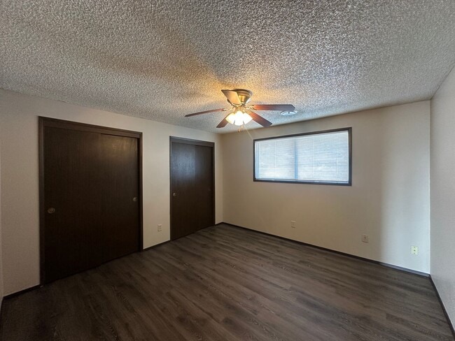 Building Photo - 2bdrm, 1 bath apartment in Moyina Heights. Water,sewer & garbage included