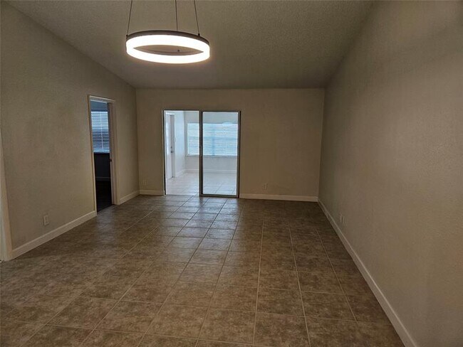 Building Photo - 4729 NW 4th Terrace