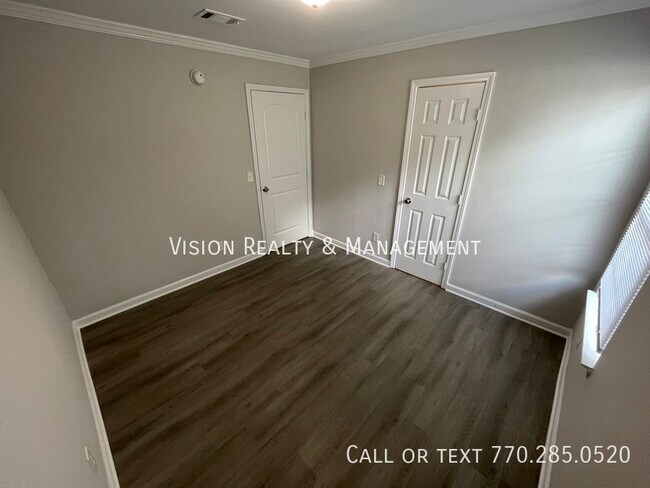 Building Photo - 1040 Thomasville Estates Dr SE