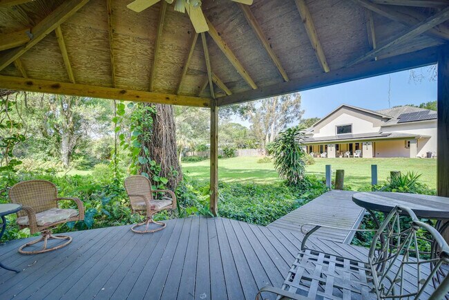 Building Photo - 5100 28th Ave N