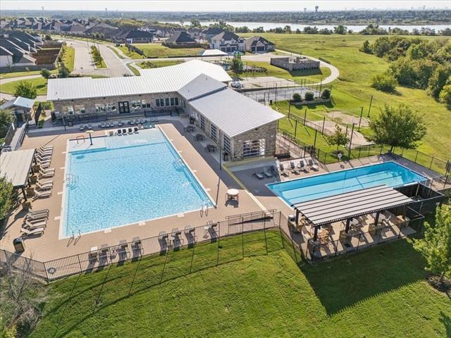 Building Photo - 2145 Barx Dr