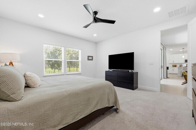 Building Photo - 75722 Bayley Pl