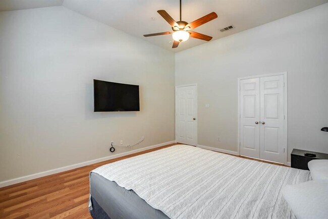 Building Photo - 2617 Black Canyon Dr