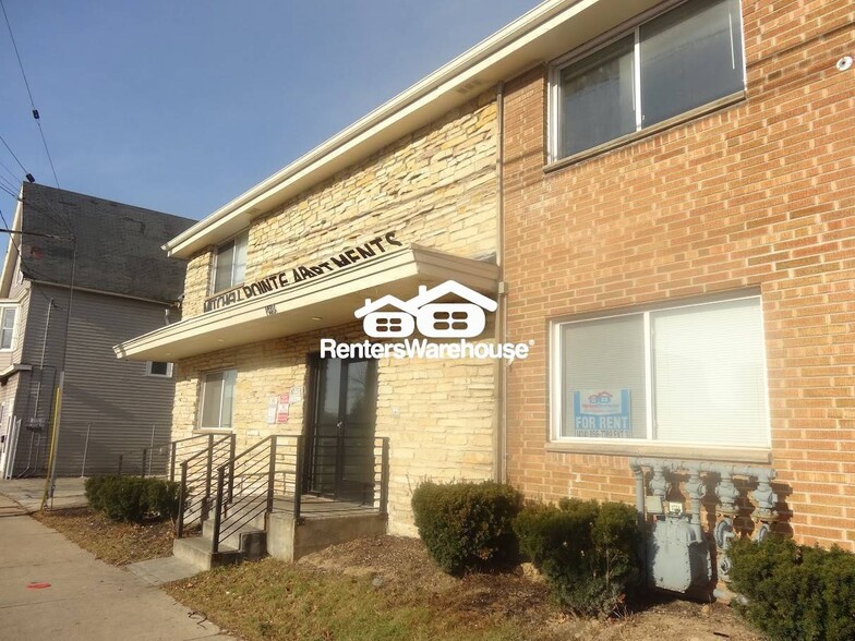 Primary Photo - 1418 W Mitchell St