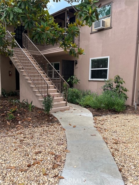 Building Photo - 2121 N Parish Pl