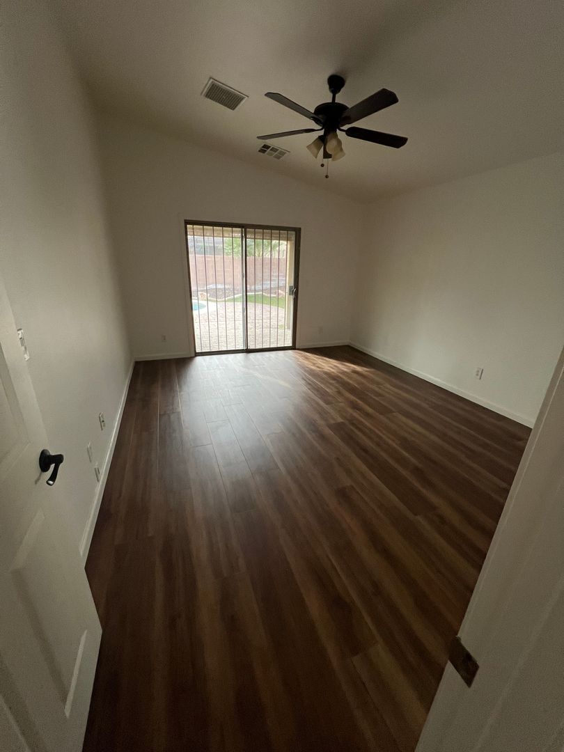 Building Photo - 3029 Blush Noisette Ave