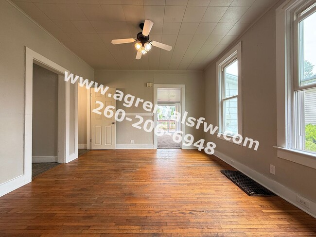 Building Photo - 1724 Hillside Ave