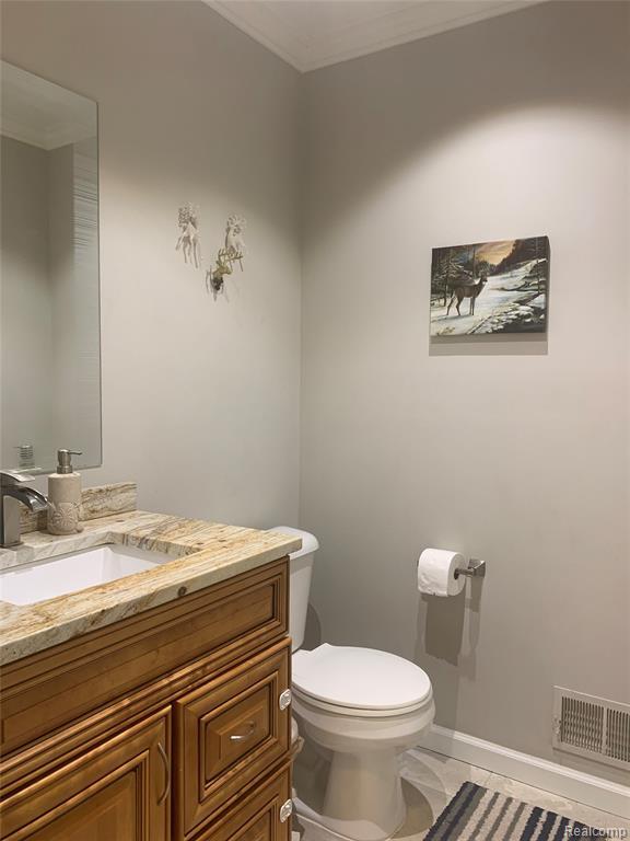 Building Photo - 38391 Churchill Ln