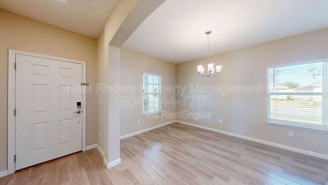 Building Photo - 1833 Mathews Manor Dr