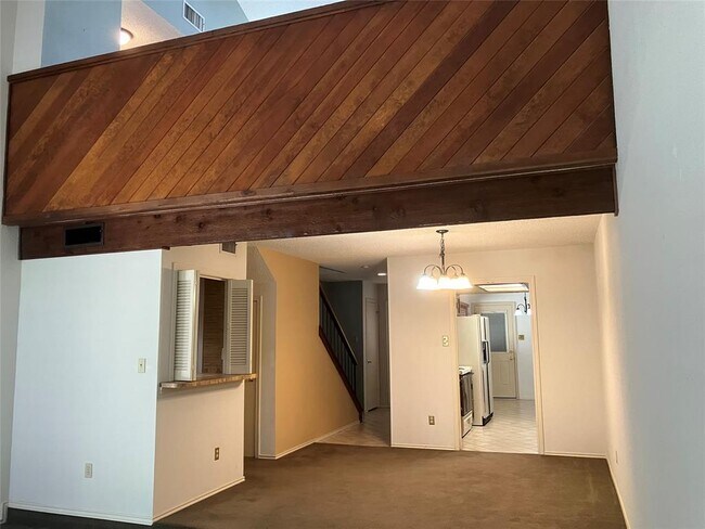 Building Photo - 8226 Summer Side Dr