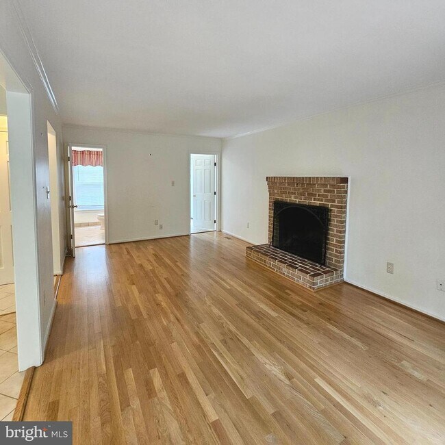 Building Photo - 6004 Station View Ct