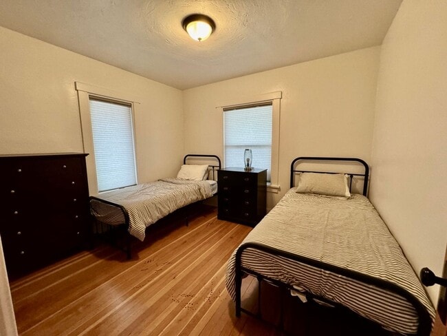 Building Photo - Beautiful Furnished Home in Downtown CDA