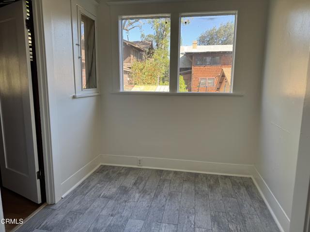 Building Photo - 548 Herbert St