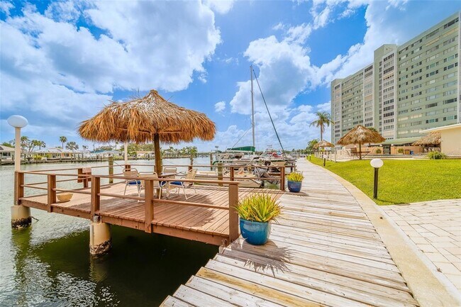 Building Photo - 51 Island Way