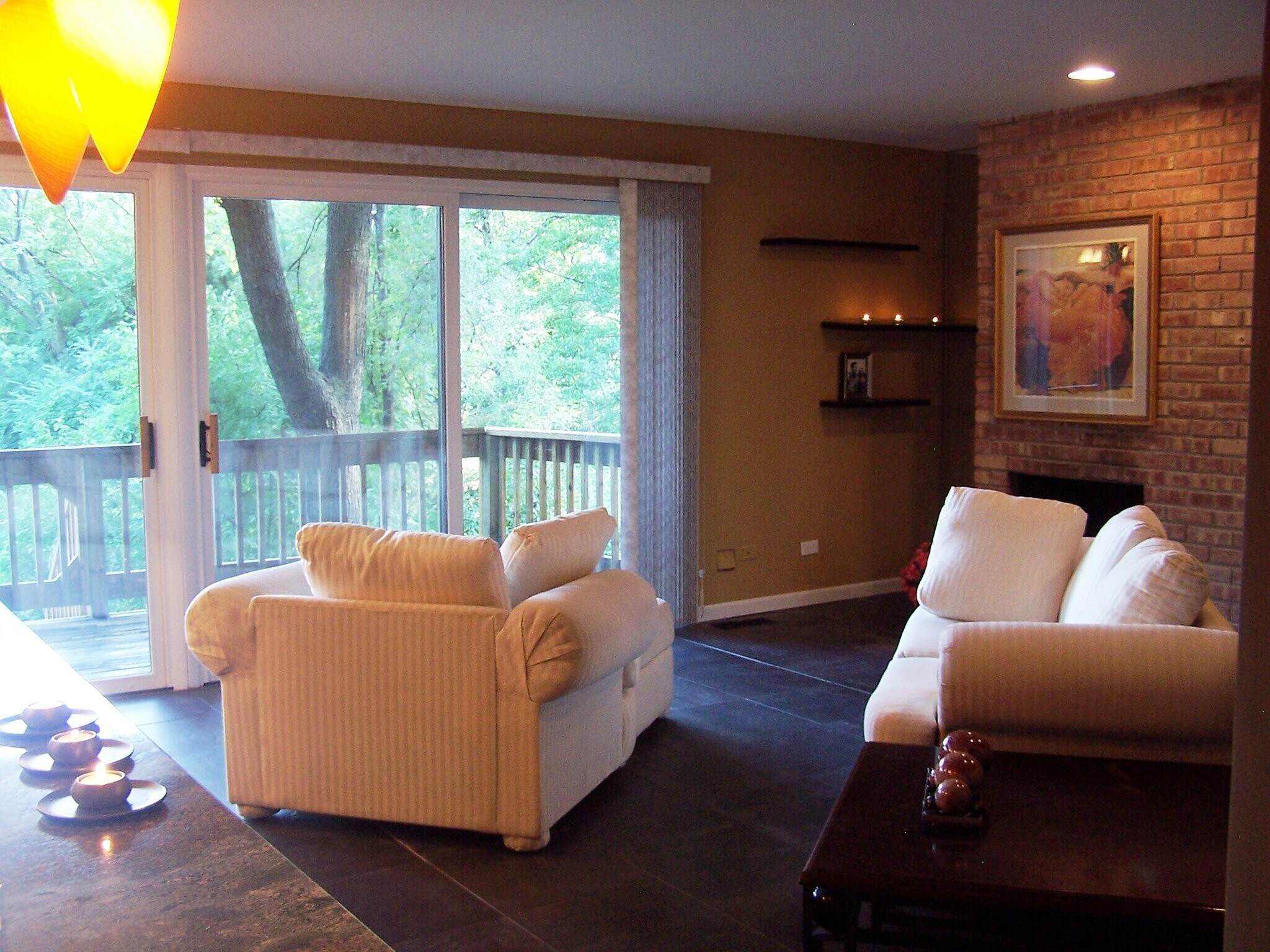 Building Photo - 5501 Lakeside Dr