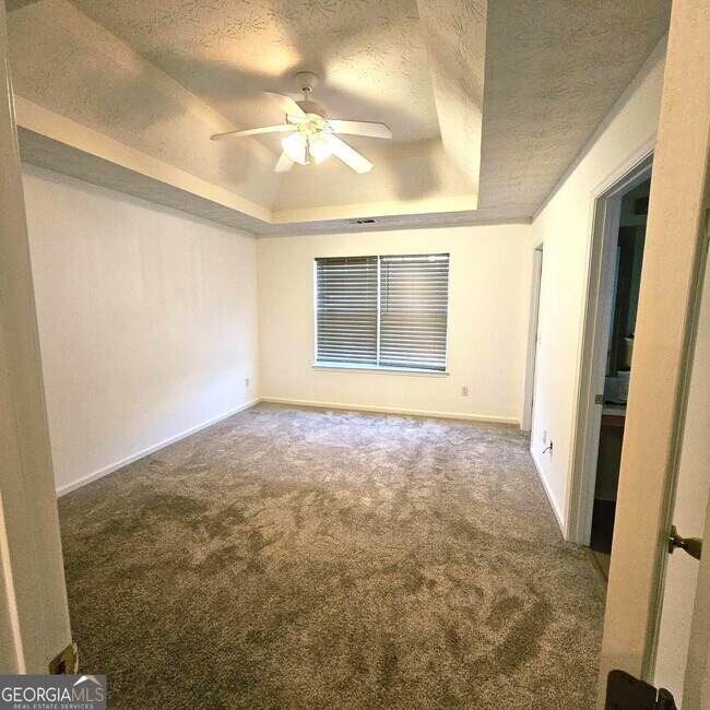 Building Photo - 1278 Labrador Ln