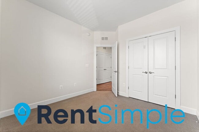 Building Photo - 10520 Ratcliffe Trl