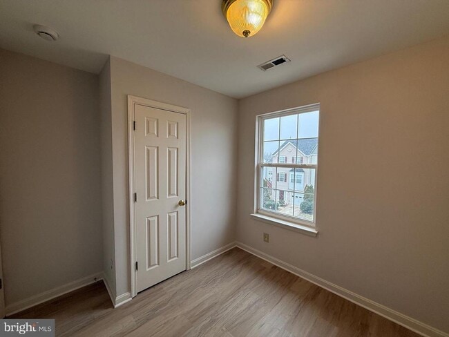 Building Photo - 7137 Wytheville Cir