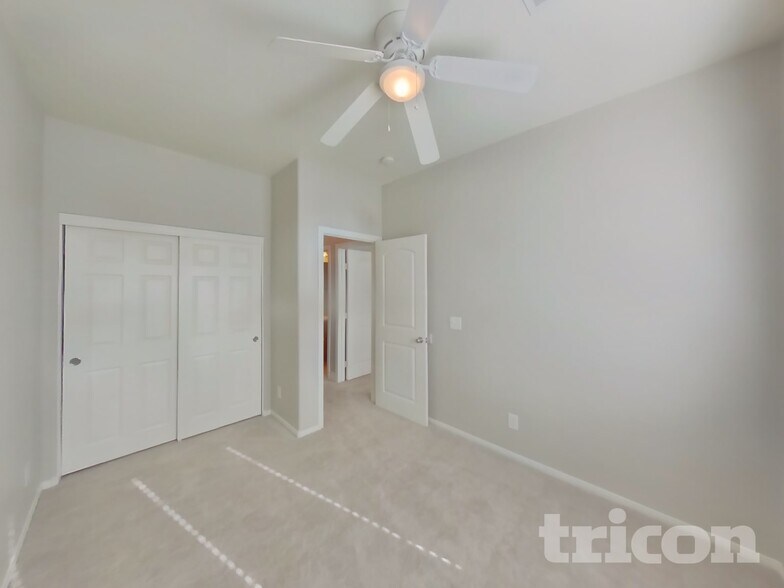 Building Photo - 6046 W Traviata Ave