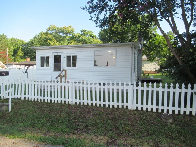 Building Photo - Nice 2 bedroom home located in Lincolnton