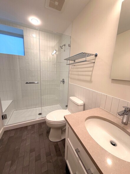 Building Photo - 900 Massachusetts Ave