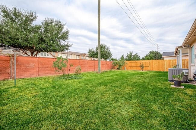 Building Photo - 1922 Bevington Oaks Cir