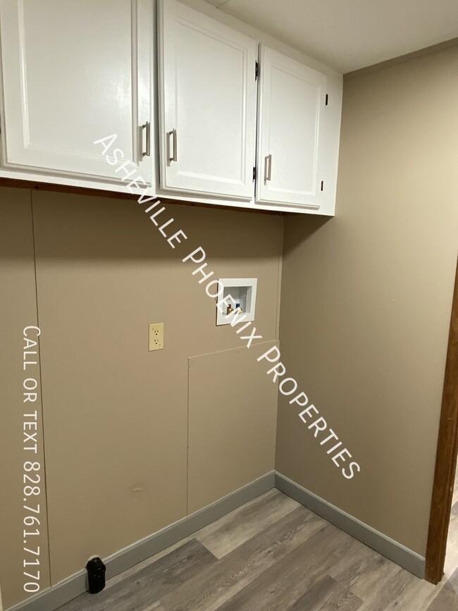 Building Photo - 6 Morgan Rdg Ln