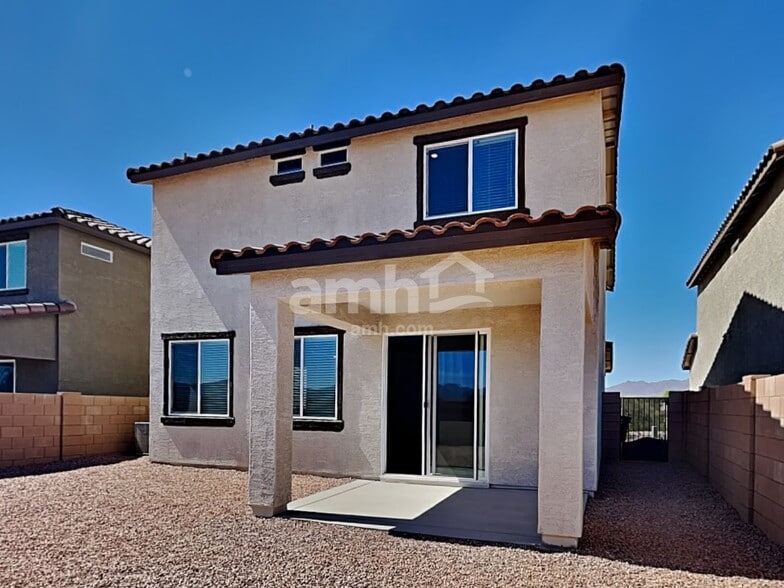 Building Photo - 6211 W Calle Bilboa