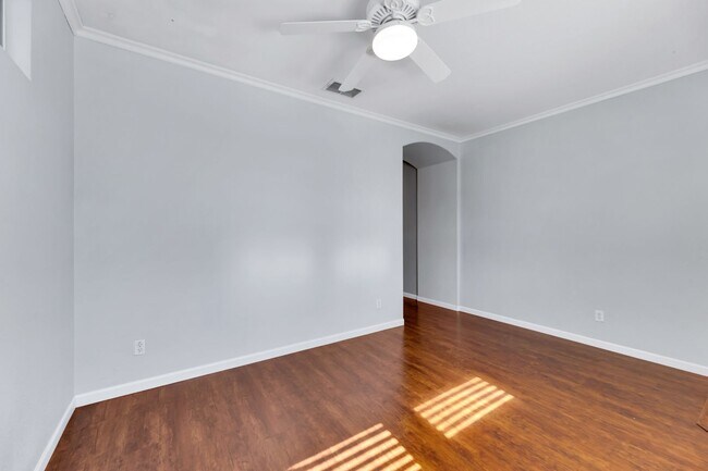 Building Photo - 3440 Big Island Rd
