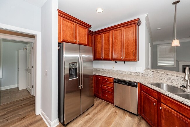 Building Photo - 4 Bedroom, 2.5 Bathroom Home in Reminisce ...