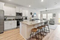 Building Photo - 14334 Gardenglen Dr