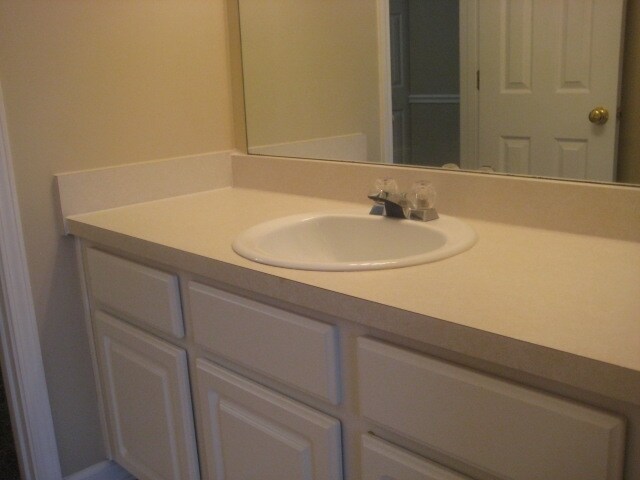 Building Photo - 2440 Pleasant Springs Ln