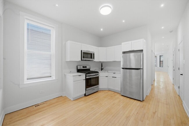 Building Photo - 2345 W 23rd Pl